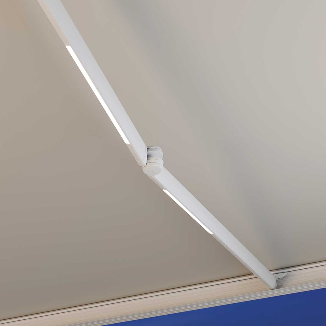 Braccio con LED integrato di Futura 95