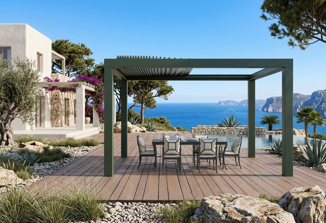 Biomove grafite su una terrazza mediterranea affacciata sul mare